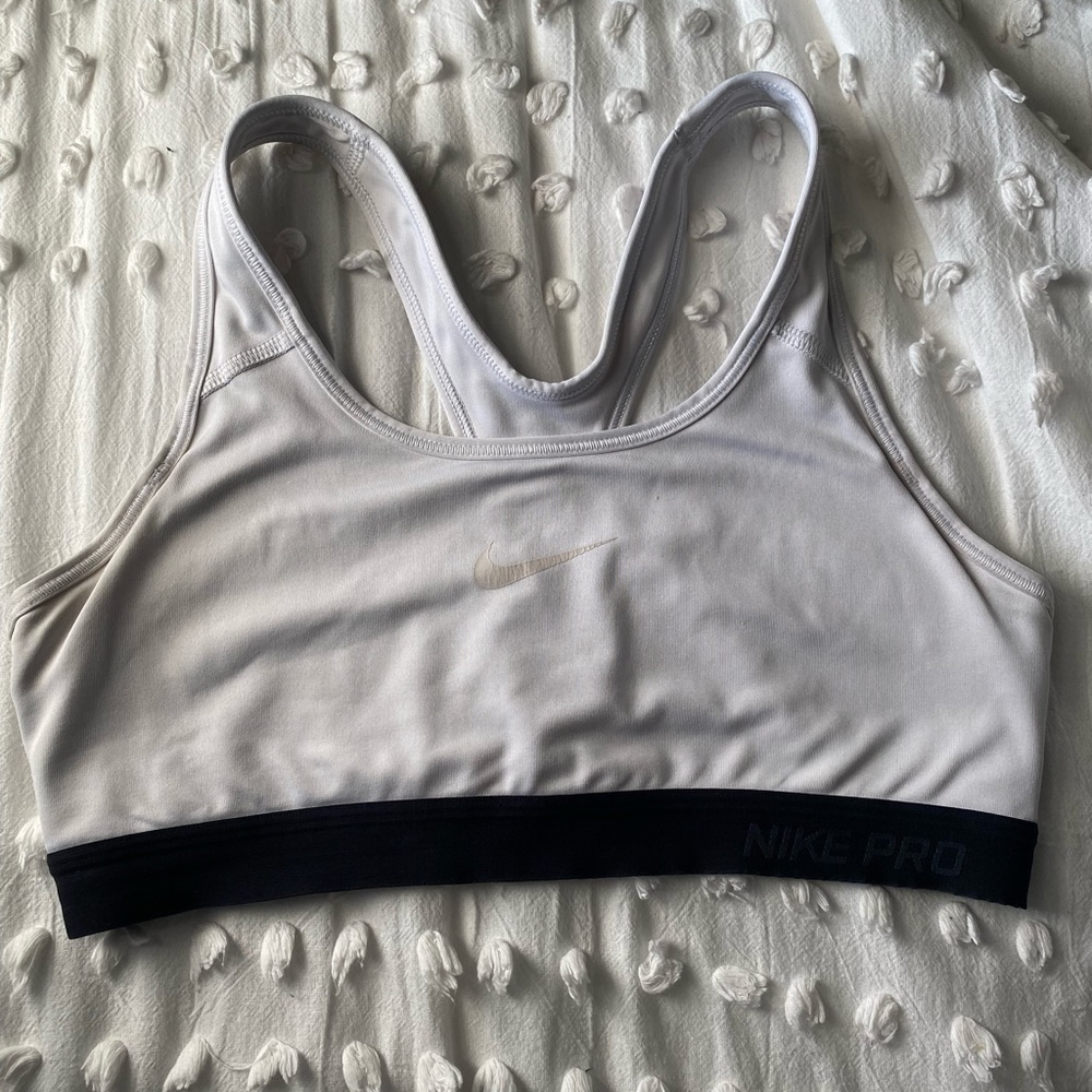 Nike Pro Sports Bra